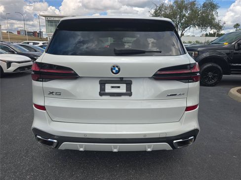 Certified 2024 BMW X5 xDrive40i w/ M Sport Package AWD/4WD image 4