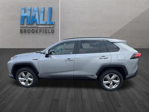 Used 2021 Toyota RAV4 XLE Premium AWD/4WD image 2