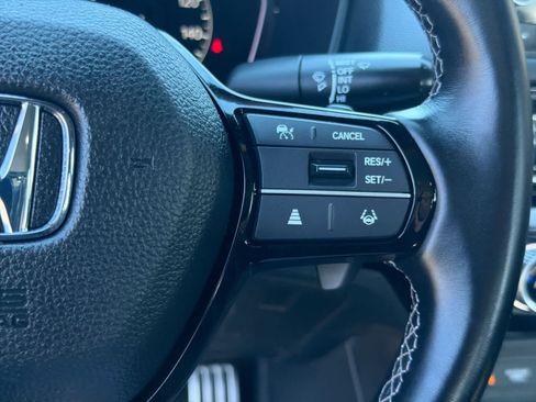 Used 2022 Honda Civic Sport image 25