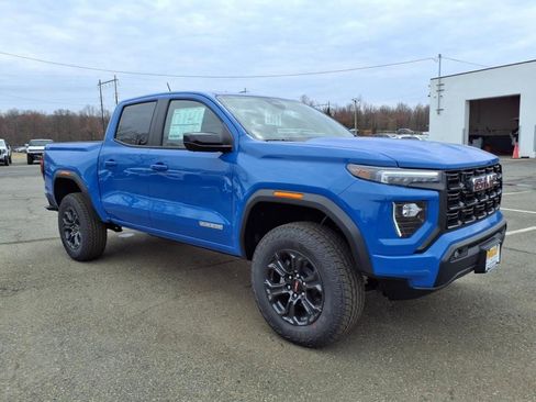 New 2025 GMC Canyon Elevation w/ Convenience Package image 1