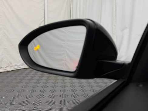 Used 2025 Volkswagen Jetta Sport FWD image 15