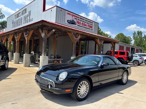 Used 2005 Ford Thunderbird RWD image 1