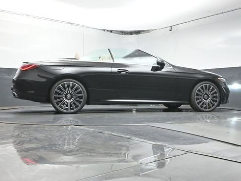 New 2026 Mercedes-Benz CLE 300 4MATIC Cabriolet image 38