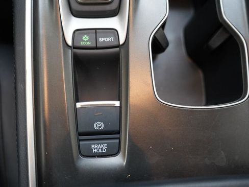Used 2018 Honda Accord EX-L image 24