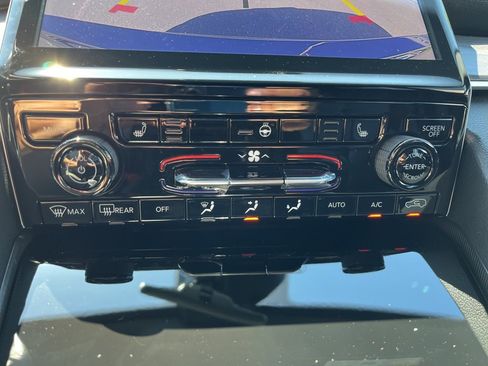 New 2025 Jeep Grand Cherokee L Limited w/ Black Appearance Package image 30