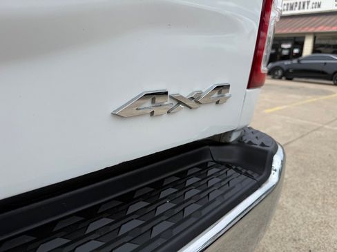 Used 2019 RAM 2500 Big Horn AWD/4WD image 13
