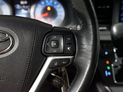 Certified 2020 Toyota Sienna SE FWD image 13