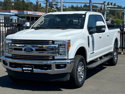 Certified 2019 Ford F250 Lariat w/ Lariat Ultimate Package AWD/4WD image 3