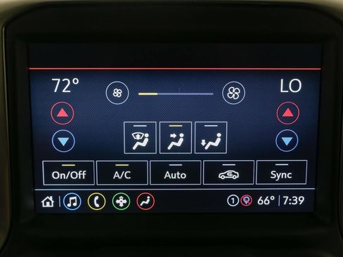 Used 2021 Chevrolet Silverado 1500 LT Trail Boss w/ Convenience Package II AWD/4WD image 28