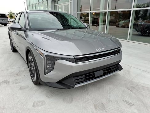 New 2026 Kia K4 EX FWD image 3
