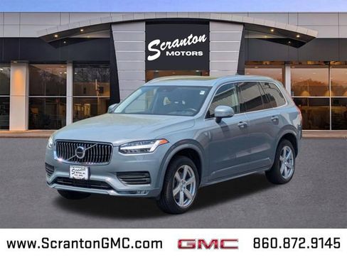 Used 2021 Volvo XC90 T6 Momentum w/ Climate Package AWD/4WD image 1