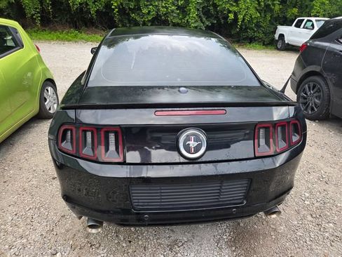 Used 2013 Ford Mustang Premium RWD image 6