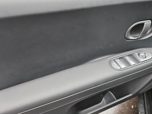 New 2026 Hyundai Ioniq 5 SE image 14