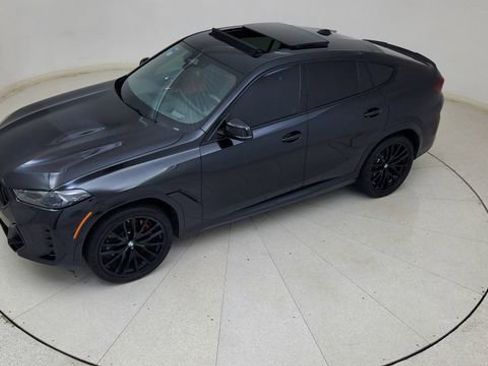 Used 2025 BMW X6 xDrive40i w/ Executive Package image 78