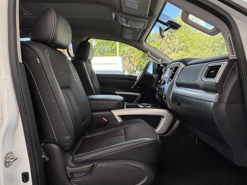 Used 2016 Nissan Titan PRO-4X image 33