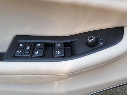 Used 2021 Jeep Grand Cherokee L Limited image 29