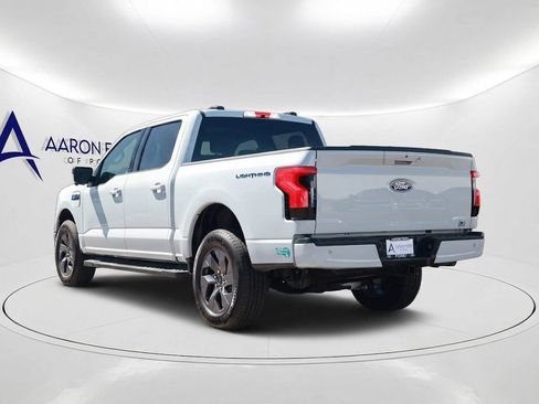 Used 2024 Ford F150 Lightning Flash AWD/4WD image 7