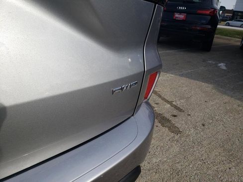 Used 2024 Ford Escape ST-Line image 13