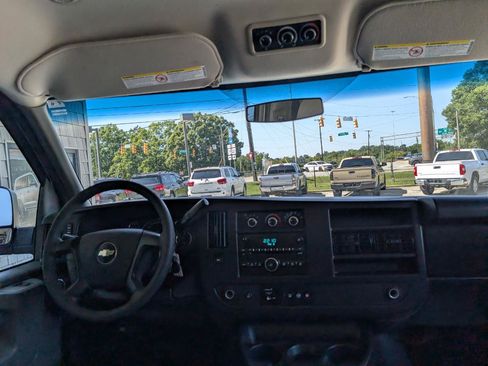 Used 2013 Chevrolet Express 3500 LT w/ LT Preferred Equipment Group RWD image 15