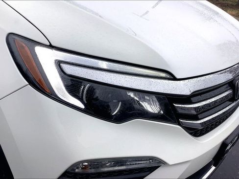 Used 2017 Honda Pilot Touring image 33