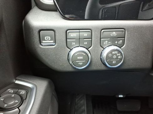 New 2026 GMC Sierra 1500 Elevation w/ X31 Off-Road Package image 18