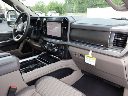 New 2026 Ford F350 Platinum w/ Platinum Plus Package AWD/4WD image 42