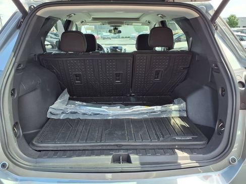 Used 2023 Chevrolet Equinox LT FWD image 5