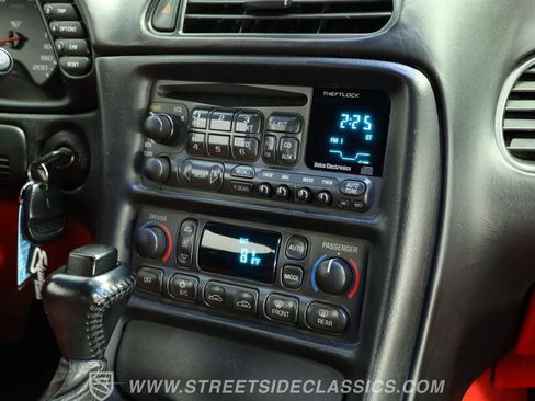 Used 2001 Chevrolet Corvette Grand Sport w/ Preferred Equipment Group2 RWD image 39