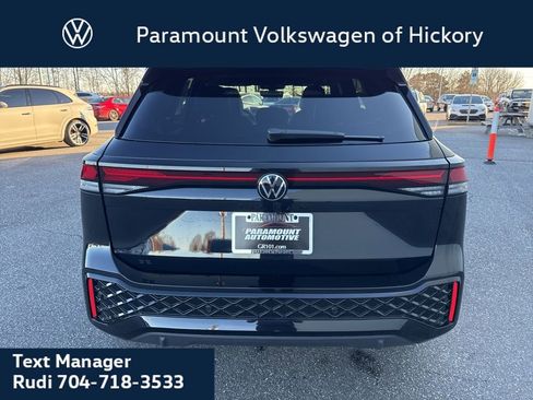 New 2026 Volkswagen Tiguan SE R-Line FWD image 7