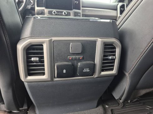 Used 2022 Ford F450 Platinum w/ FX4 Off-Road Package AWD/4WD image 5