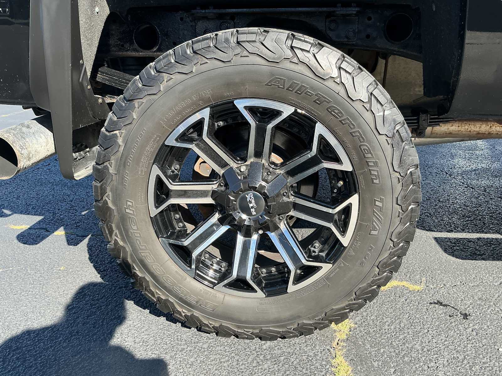 Used 2019 Chevrolet Silverado 2500 LT w/ Midnight Edition AWD/4WD image 27