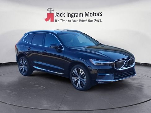 Used 2023 Volvo XC60 B5 Ultimate image 7