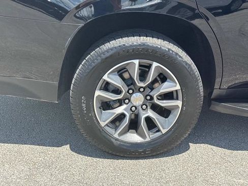 Used 2021 Chevrolet Tahoe LT w/ LT Signature Package AWD/4WD image 11