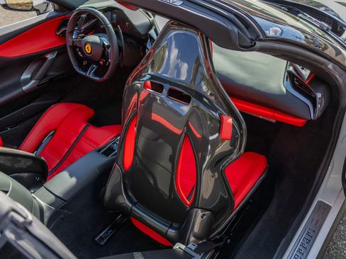 Used 2025 Ferrari SF90 Spider AWD/4WD image 75