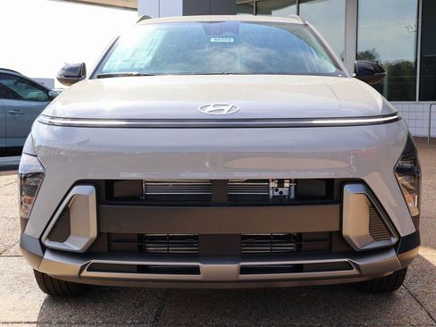 New 2026 Hyundai Kona SEL Premium image 8
