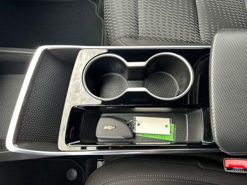 Used 2025 Chevrolet Equinox LT AWD/4WD image 29