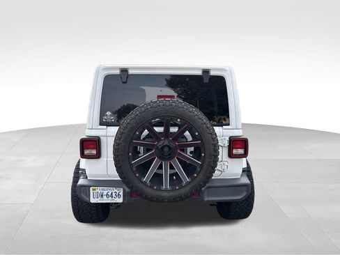 Used 2020 Jeep Wrangler Unlimited Sahara w/ Uconnect 4C Nav & Sound Group AWD/4WD image 7