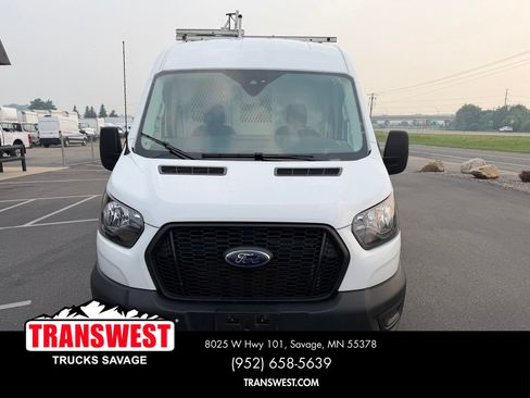 Used 2025 Ford Transit 250 148 Medium Roof Extended AWD image 8