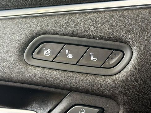 Used 2021 Cadillac Escalade Premium Luxury w/ Driver Assist Tech Package AWD/4WD image 22
