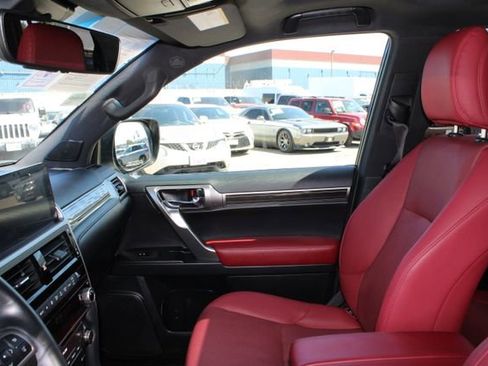 Used 2023 Lexus GX 460 Premium w/ Premium Package AWD/4WD image 42