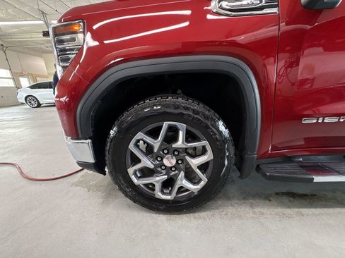 Used 2024 GMC Sierra 1500 SLT w/ SLT Premium Plus Package image 34