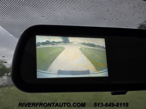 Used 2021 Chevrolet Express 3500 w/ Driver Convenience Package RWD image 13