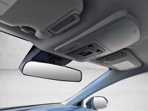 Used 2025 Toyota Camry LE image 19