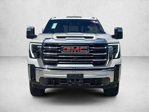 Used 2024 GMC Sierra 2500 SLT w/ SLT Premium Package AWD/4WD image 2