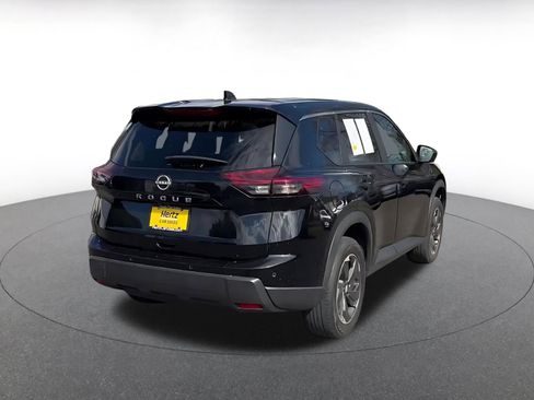 Used 2025 Nissan Rogue SV FWD image 14