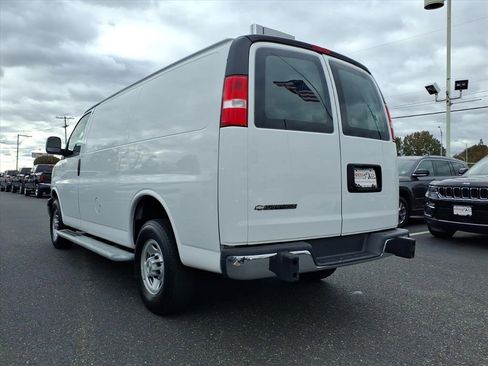 Used 2024 Chevrolet Express 2500 w/ Driver Convenience Package image 16