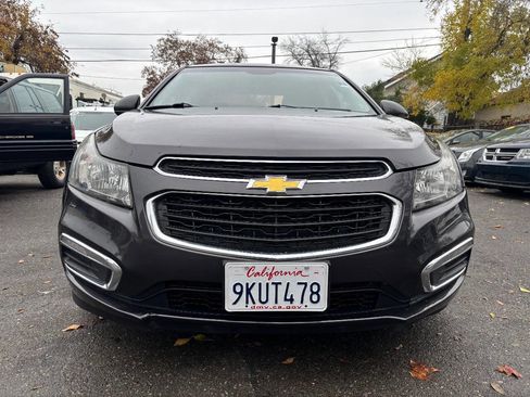 Used 2015 Chevrolet Cruze LT image 3