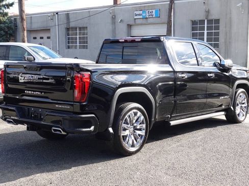 Used 2024 GMC Sierra 1500 Denali w/ Denali Reserve Package AWD/4WD image 4