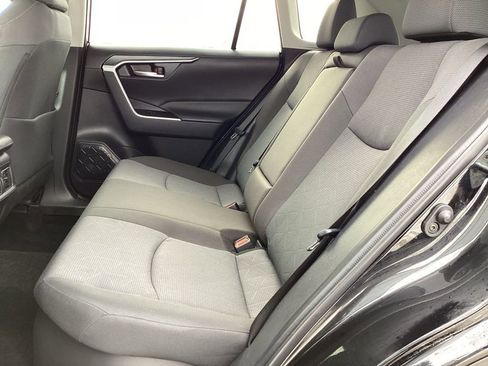 Used 2025 Toyota RAV4 XLE image 14