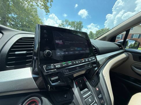 Used 2020 Honda Odyssey EX-L image 18